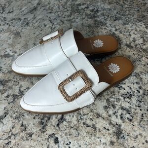 Yellow Box Nikko White Faux Leather Mule Slides Size 6